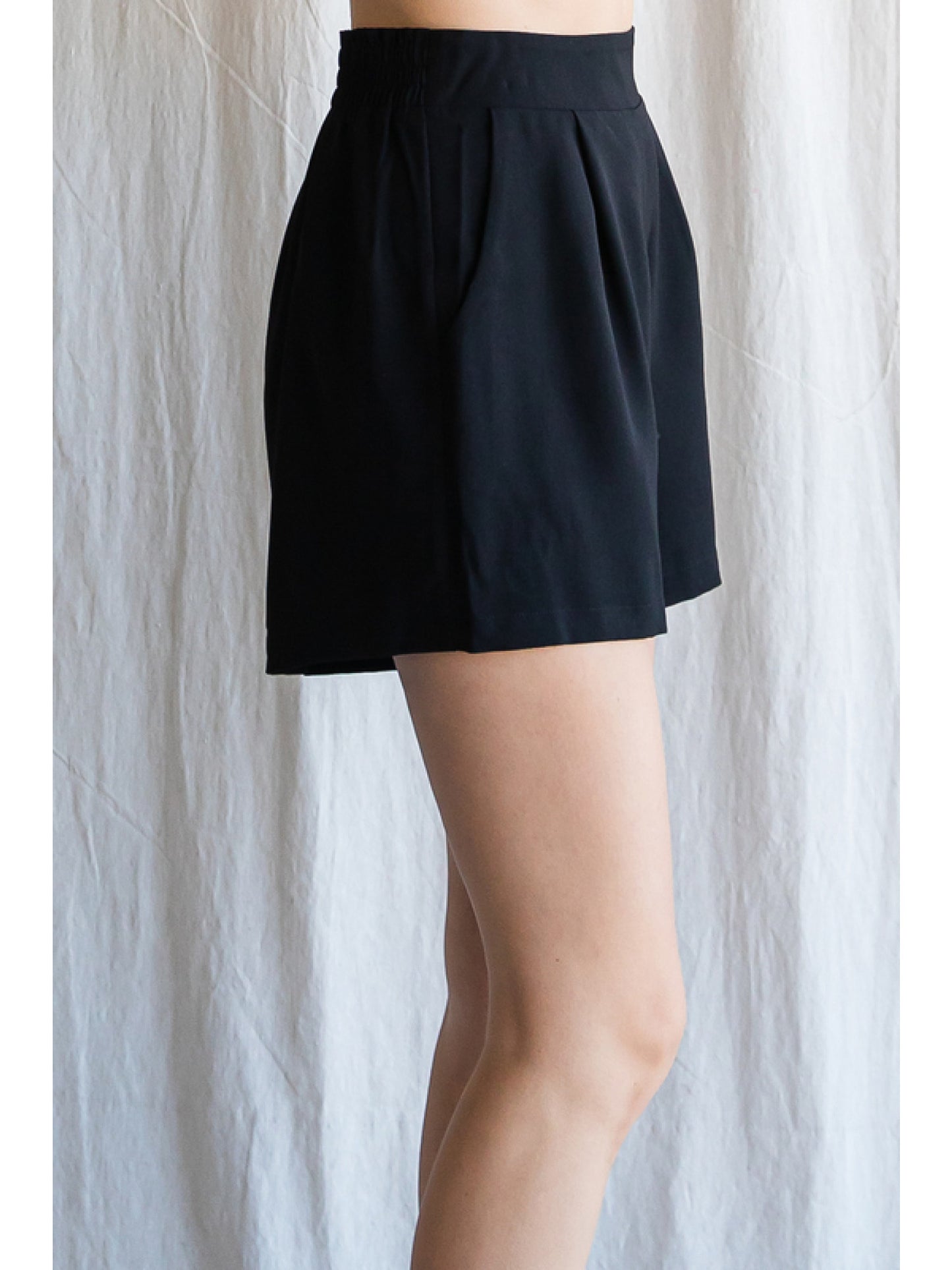 BLACK SHORTS DRESSY OR CASUAL